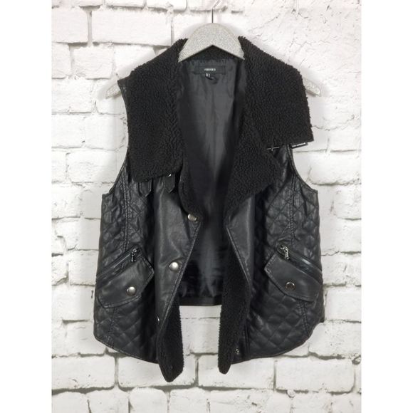Forever 21 Jackets & Blazers - FOREVER 21 | Quilted Faux Leather Bomber Vest